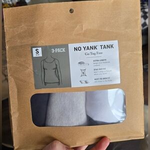 Duluth Trading NoYank Tanks Sz. Small